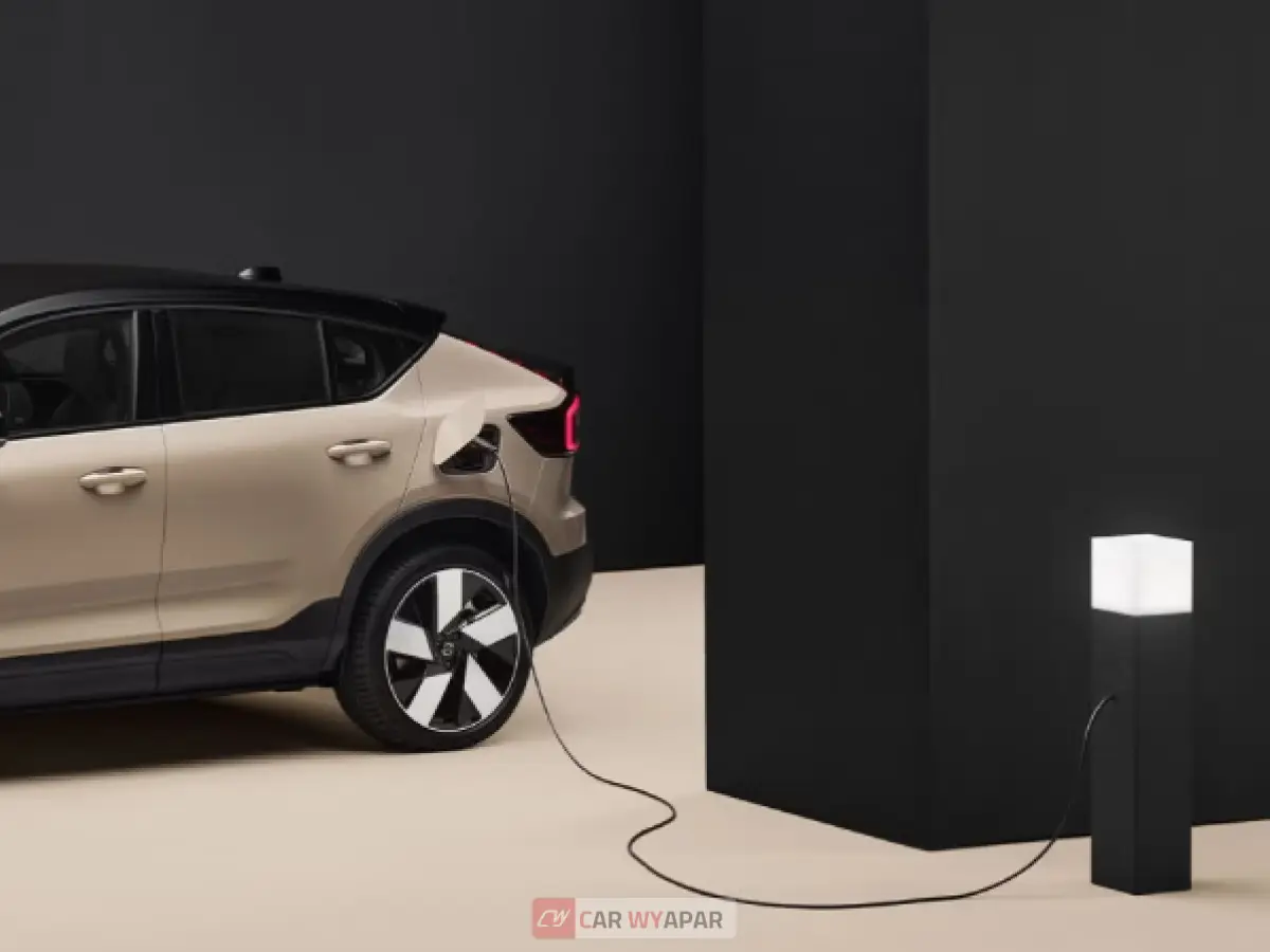 Volvo EC40 Top Feature